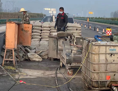 沙湖原种场高速公路高压注浆